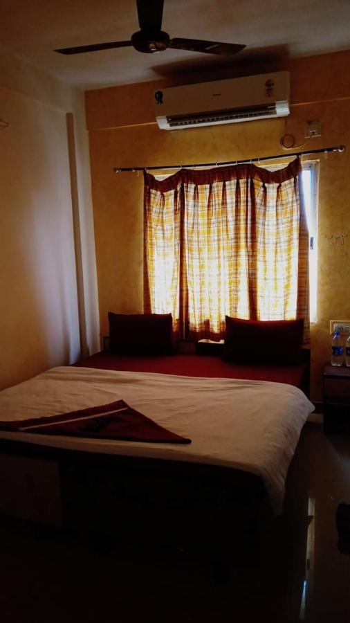 The Tavern Orchid Hotel โกลกาตา ภายนอก รูปภาพ