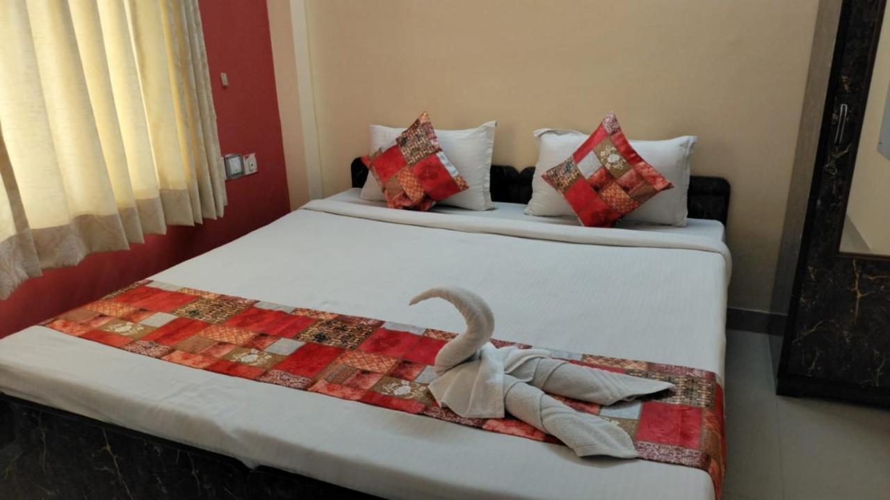 The Tavern Orchid Hotel โกลกาตา ภายนอก รูปภาพ